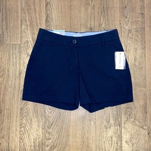 NWT Crown & Ivy Caroline Shorts 2 Petite